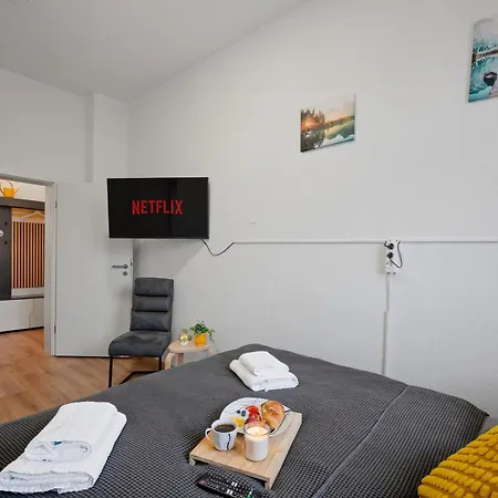 *neu*family&work*wlan*ntflx*cozy*zentrum*toplage Апартаменты Хемниц